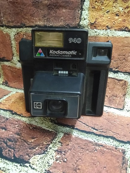 Vintage 1970s Kodak Trimprint 940 Instant Film Camera